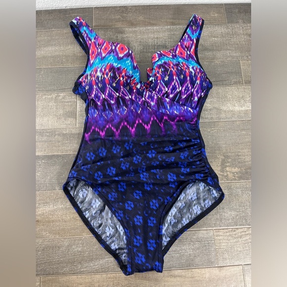 NWOT MiracleSuit Bella Alba One piece - Picture 3 of 11